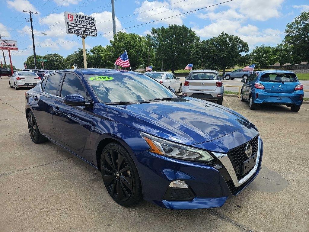 Nissan Altima 2.5 SR Sedan 2021