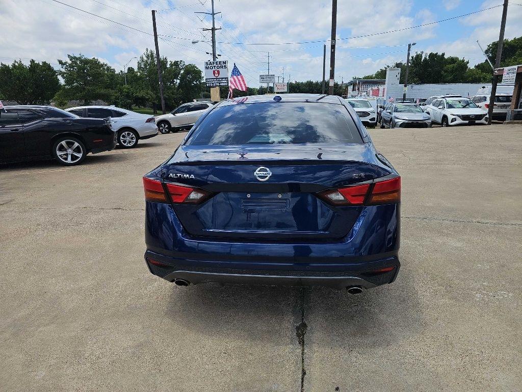 Nissan Altima 2.5 SR Sedan 2021