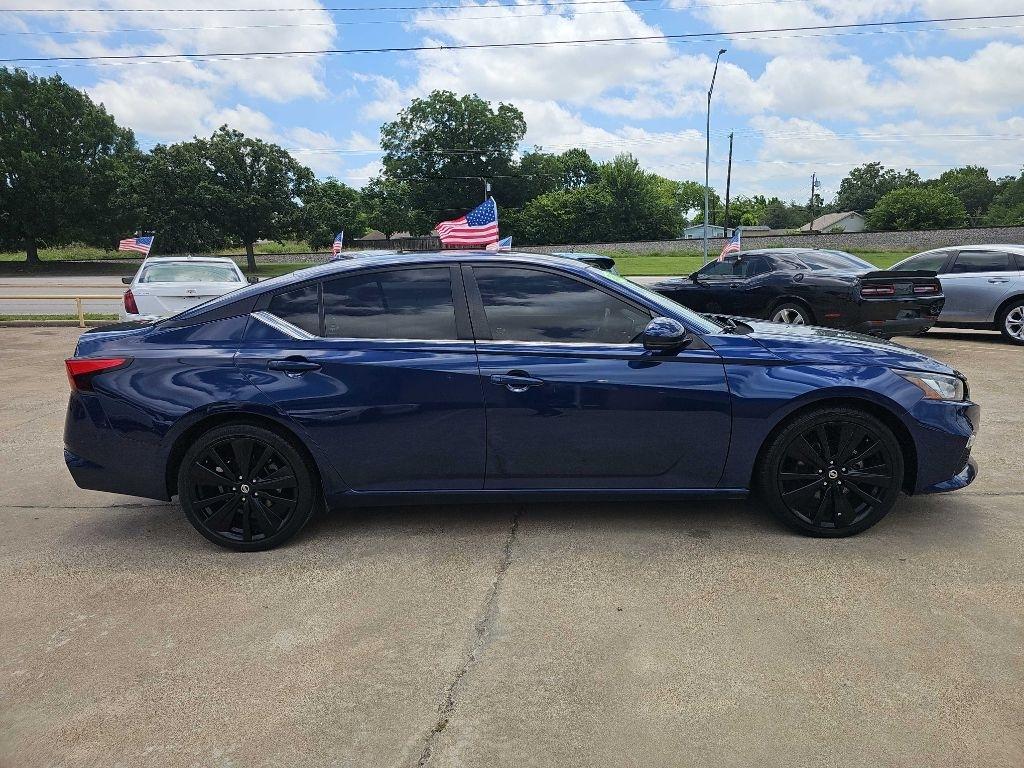 Nissan Altima 2.5 SR Sedan 2021