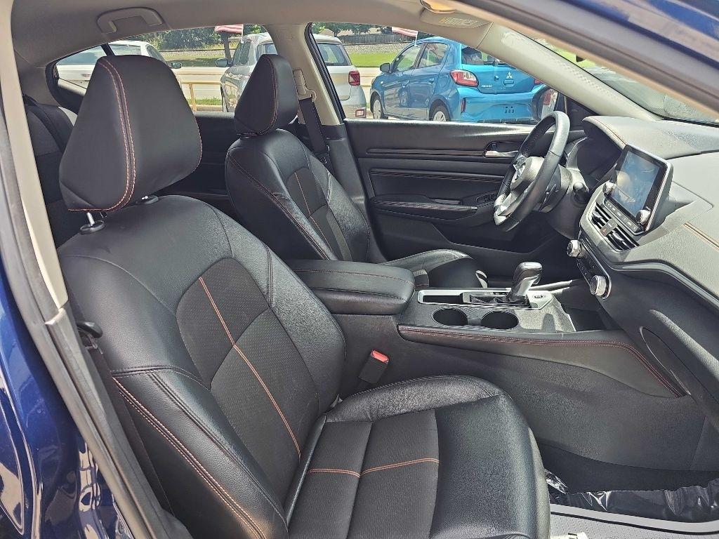 Nissan Altima 2.5 SR Sedan 2021
