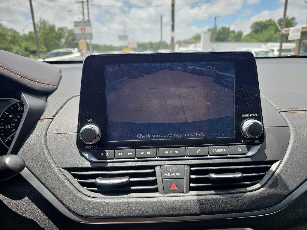 Nissan Altima 2.5 SR Sedan 2021