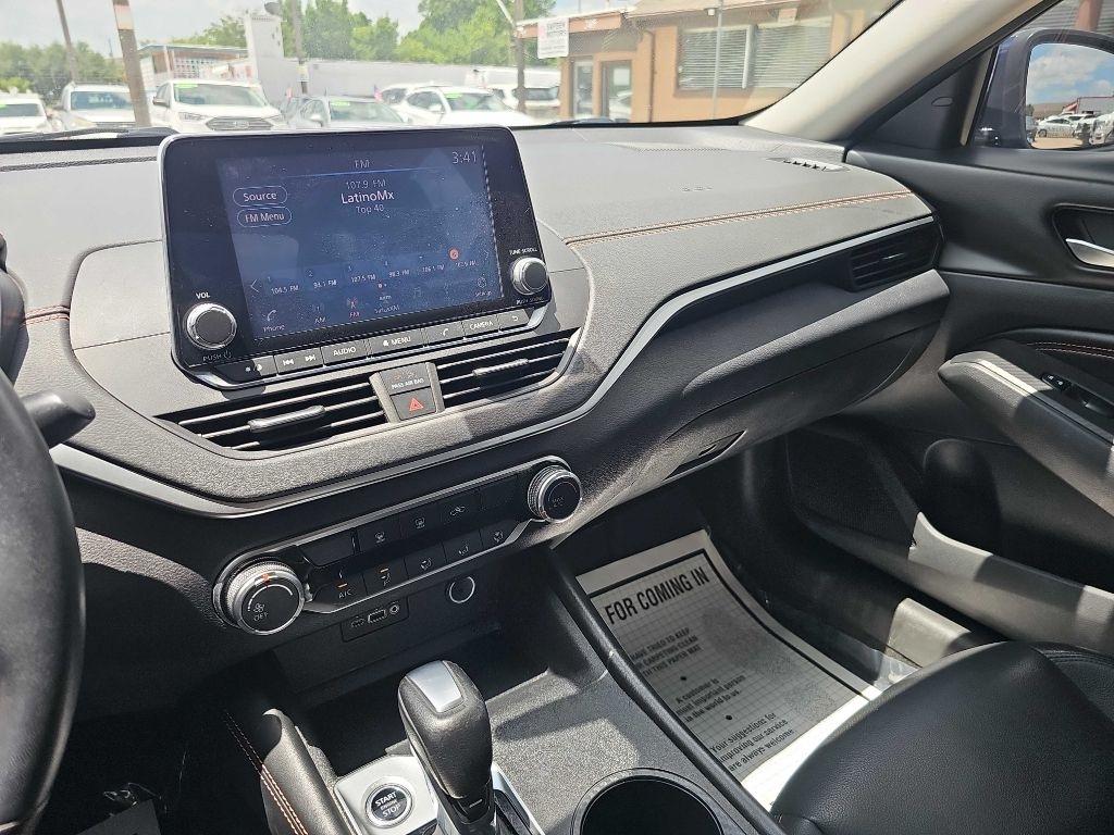 Nissan Altima 2.5 SR Sedan 2021