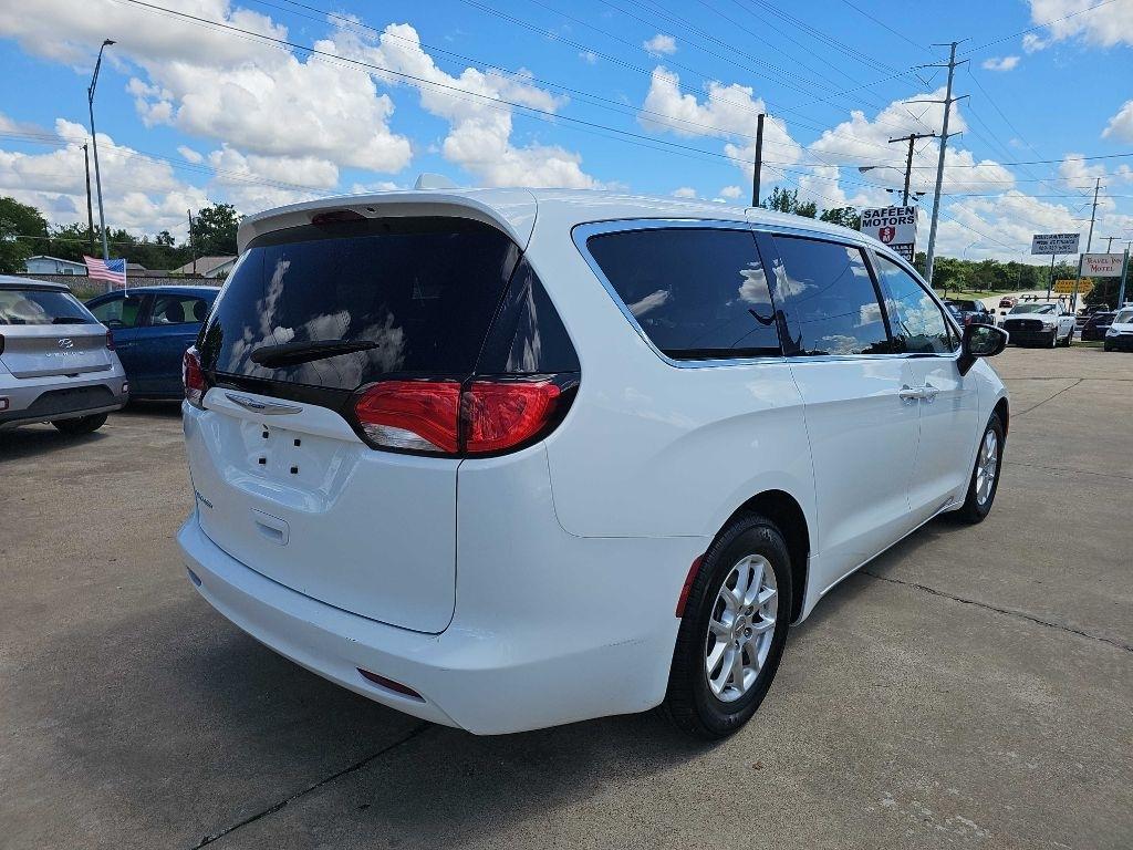 Chrysler Voyager LX FWD 2020