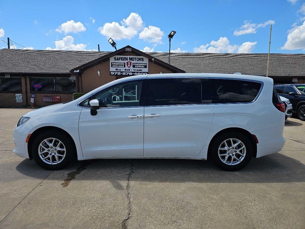 Chrysler Voyager LX FWD 2020