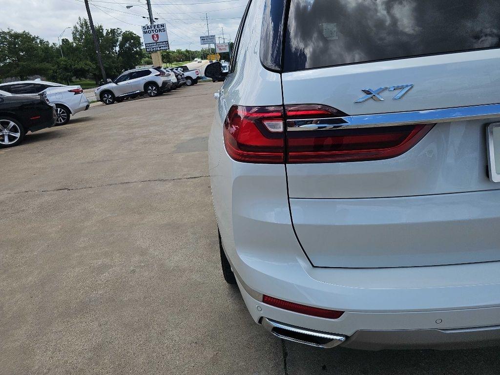 BMW X7 xDrive40i Sports Activity Vehicle 2022