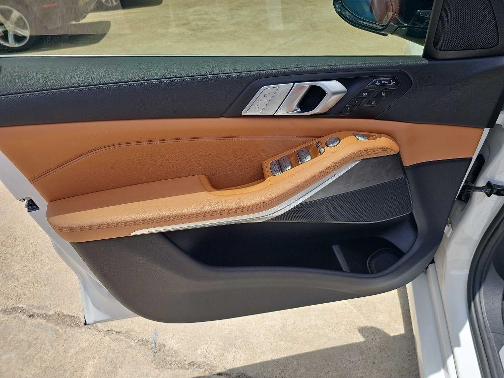 BMW X7 xDrive40i Sports Activity Vehicle 2022