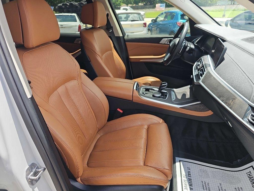BMW X7 xDrive40i Sports Activity Vehicle 2022