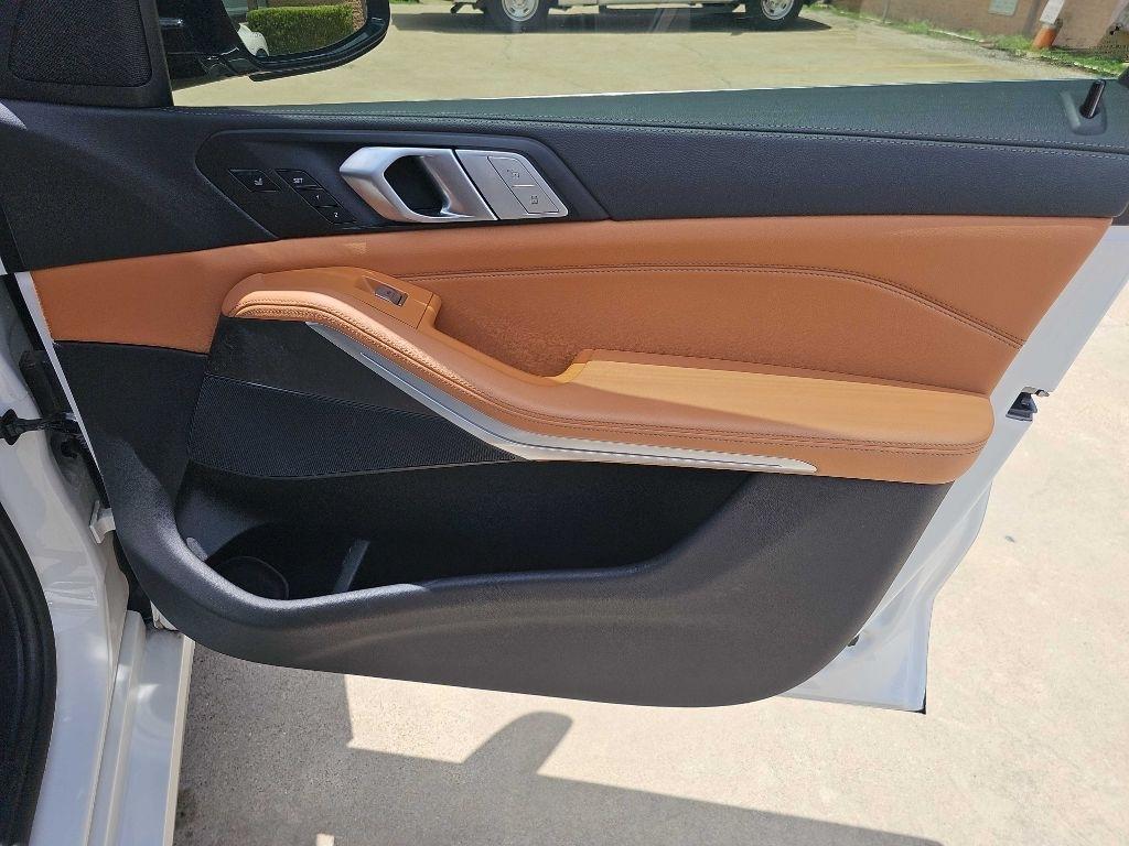 BMW X7 xDrive40i Sports Activity Vehicle 2022