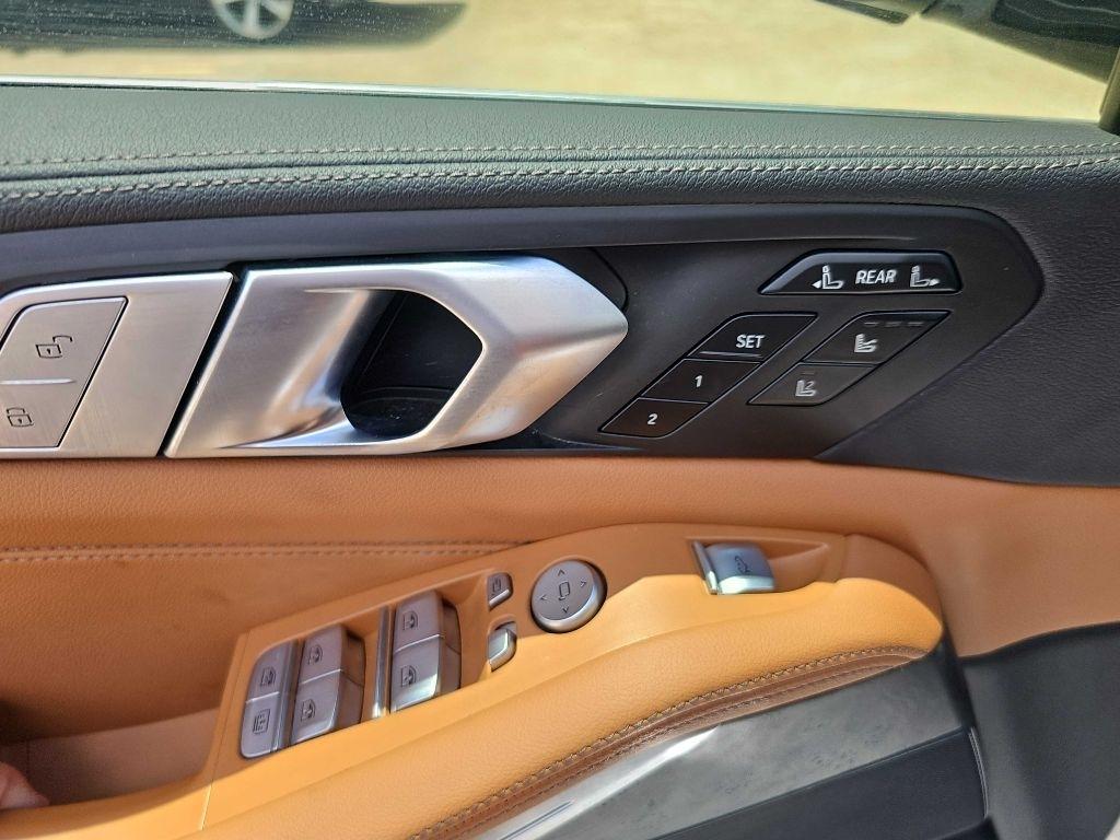 BMW X7 xDrive40i Sports Activity Vehicle 2022