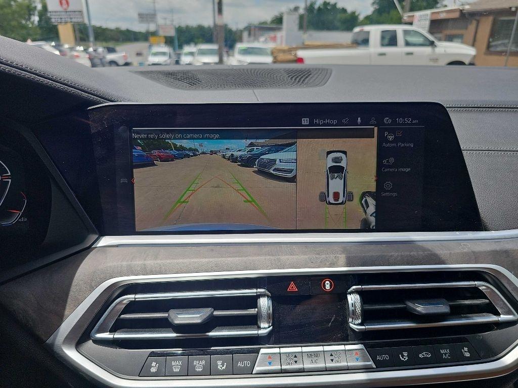 BMW X7 xDrive40i Sports Activity Vehicle 2022