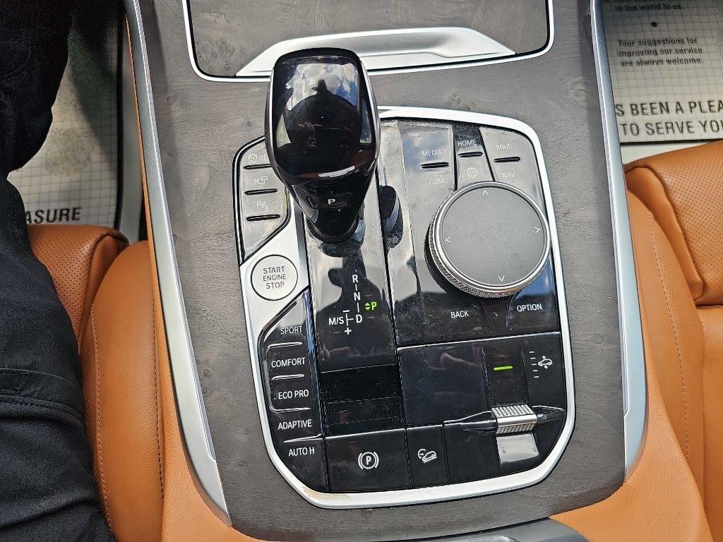 BMW X7 xDrive40i Sports Activity Vehicle 2022