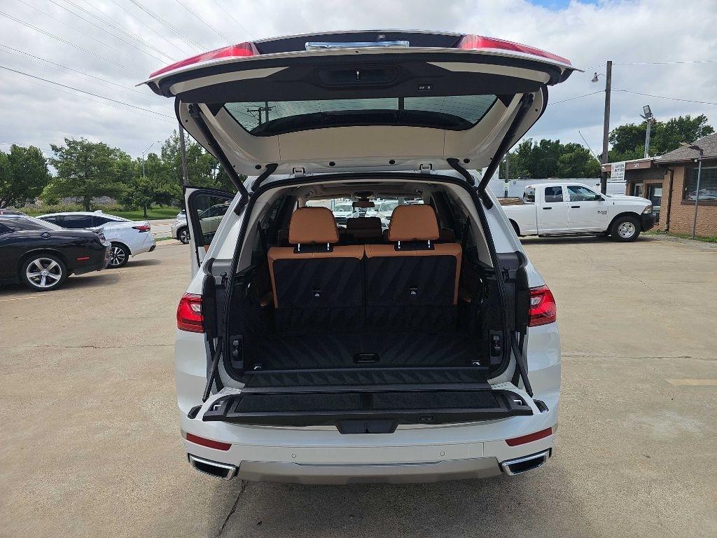 BMW X7 xDrive40i Sports Activity Vehicle 2022