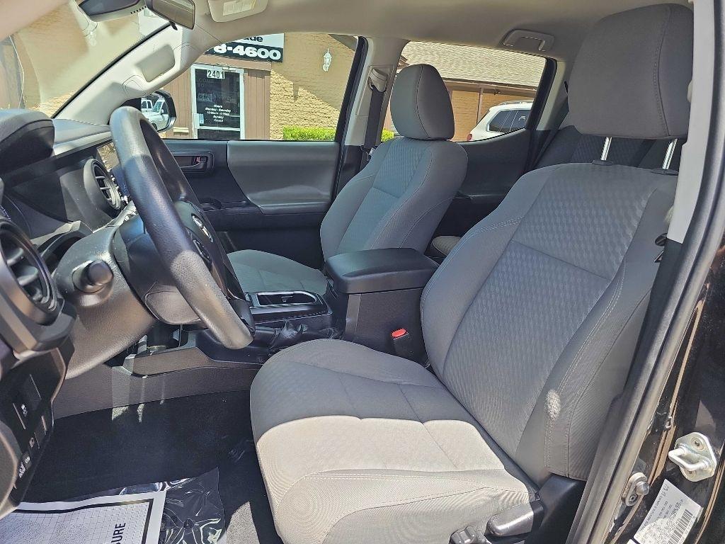 Toyota Tacoma 2WD SR5 Double Cab 5' Bed I4 AT (Natl) 2021