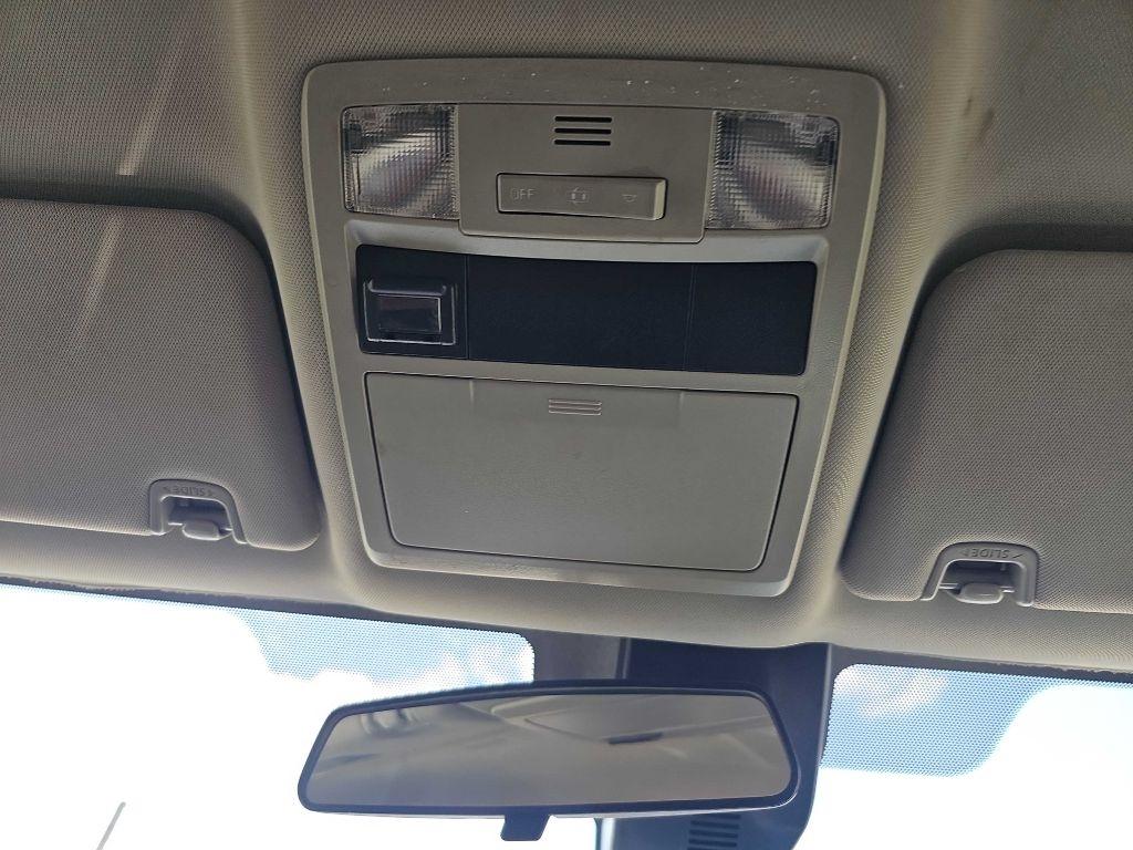 Toyota Tacoma 2WD SR5 Double Cab 5' Bed I4 AT (Natl) 2021