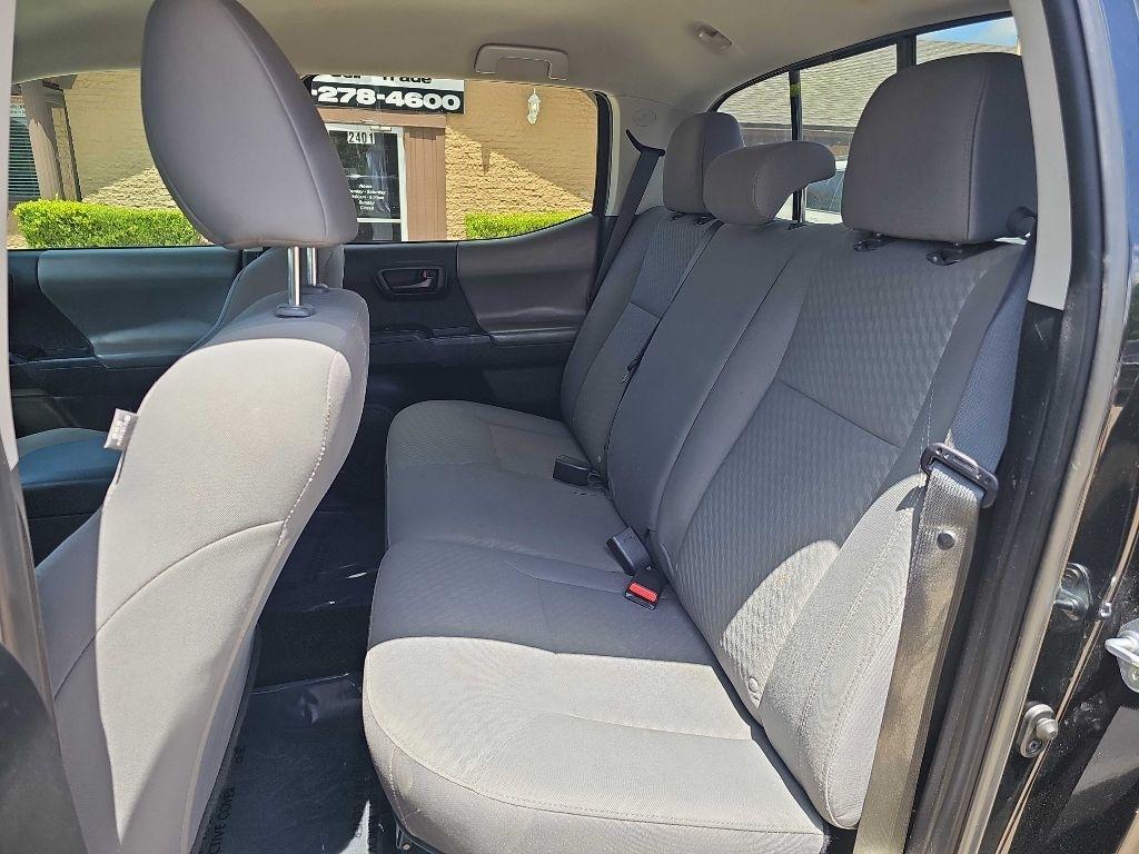 Toyota Tacoma 2WD SR5 Double Cab 5' Bed I4 AT (Natl) 2021