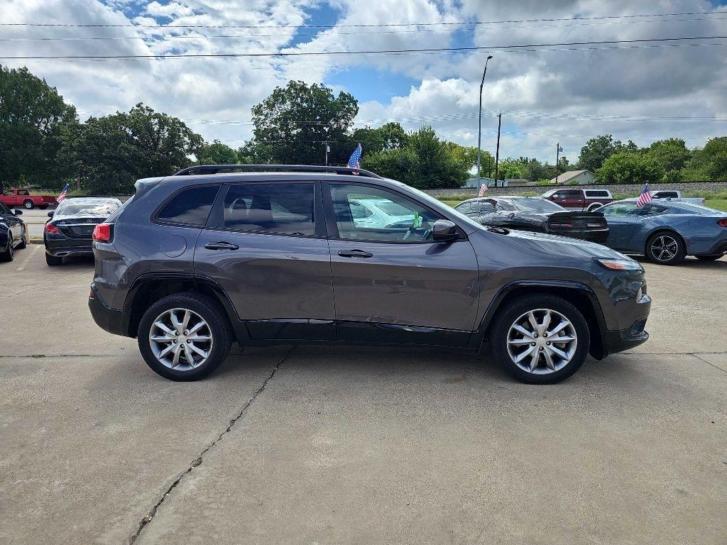 Jeep Cherokee Latitude Tech Connect FWD 2018