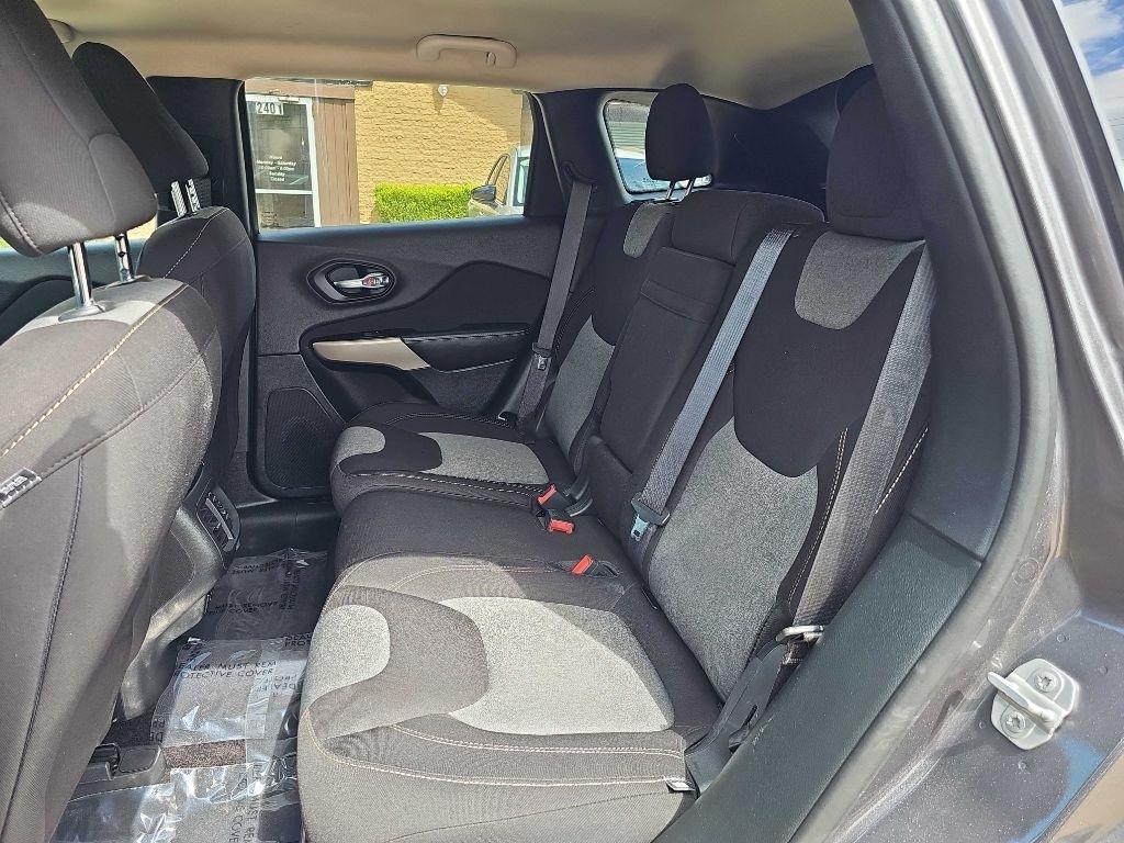 Jeep Cherokee Latitude Tech Connect FWD 2018