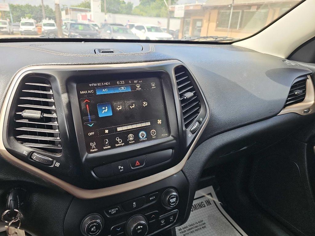 Jeep Cherokee Latitude Tech Connect FWD 2018