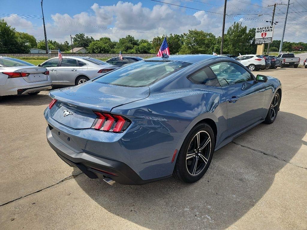 Ford Mustang EcoBoost Fastback 2025