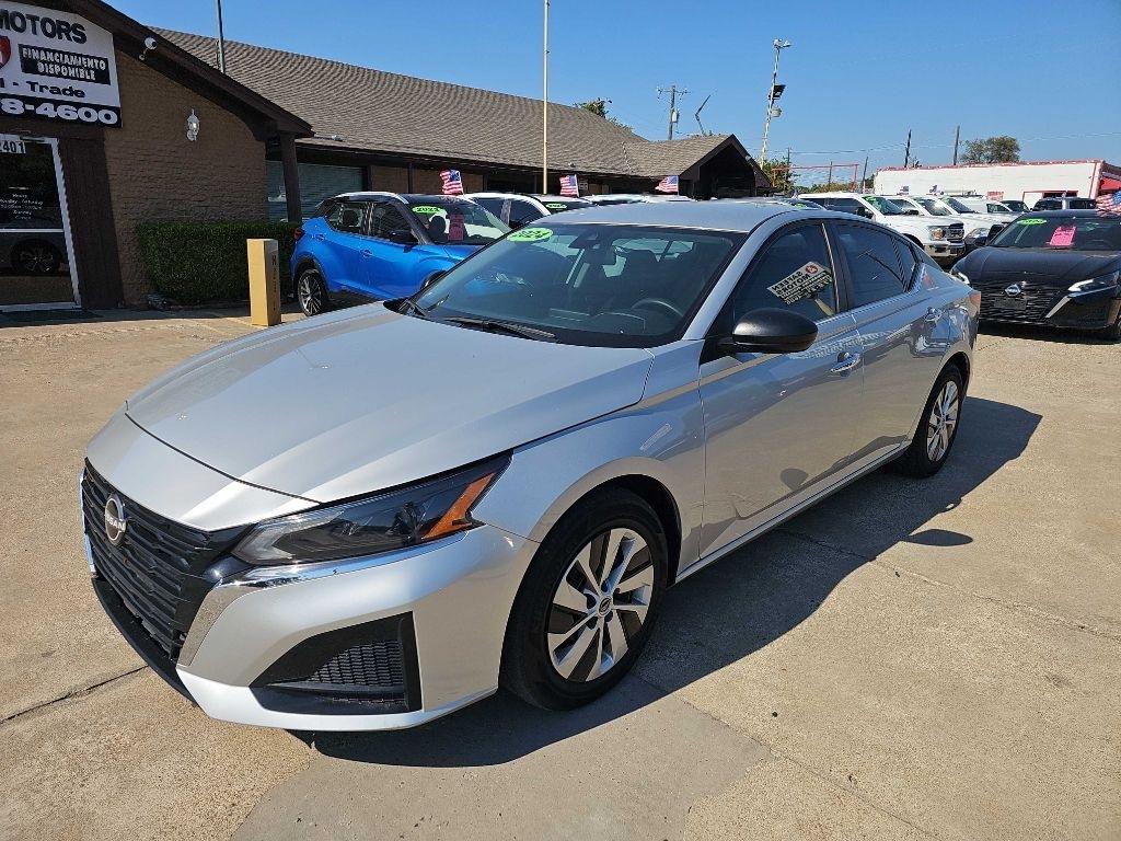 Nissan Altima 2.5 S Sedan 2024