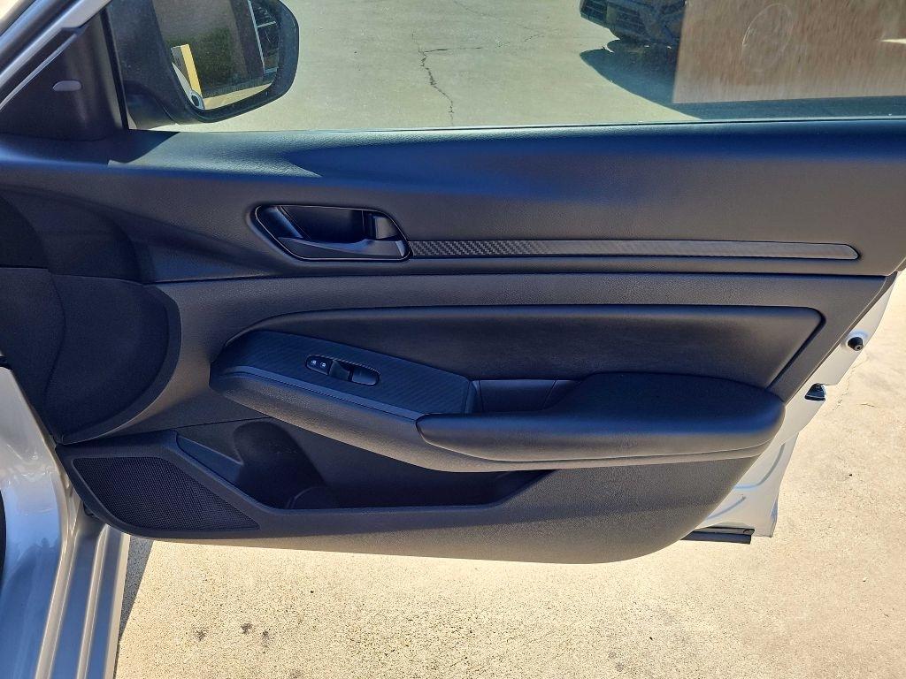 Nissan Altima 2.5 S Sedan 2024