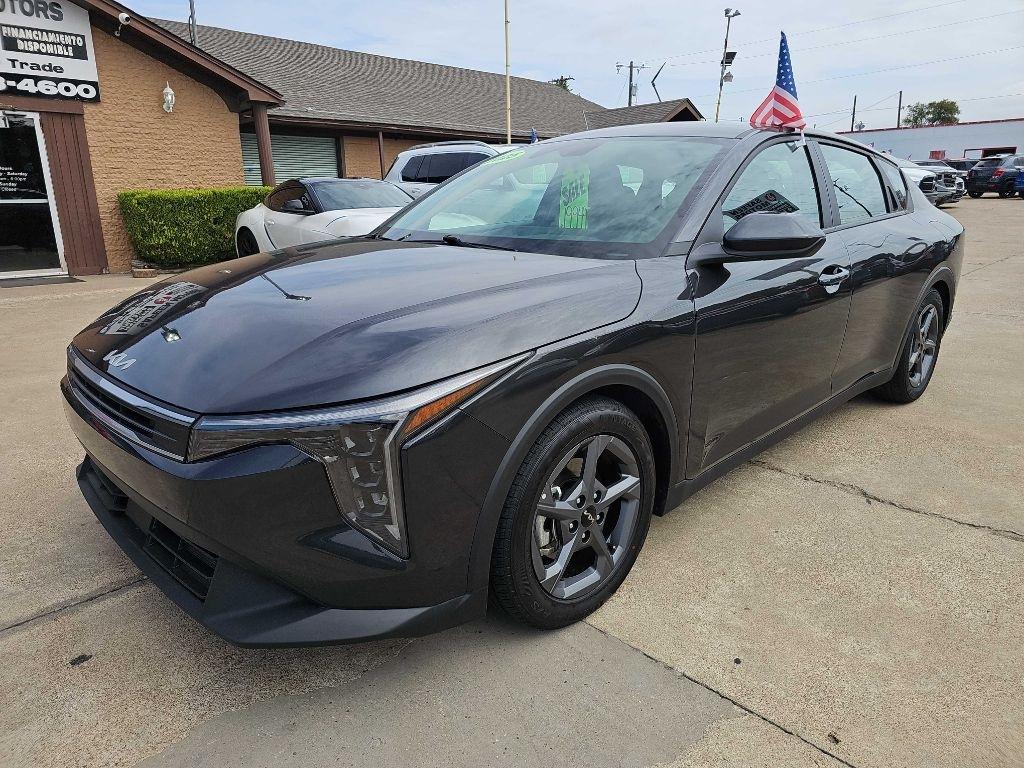 2025 Kia K4 LXS - Photo 7