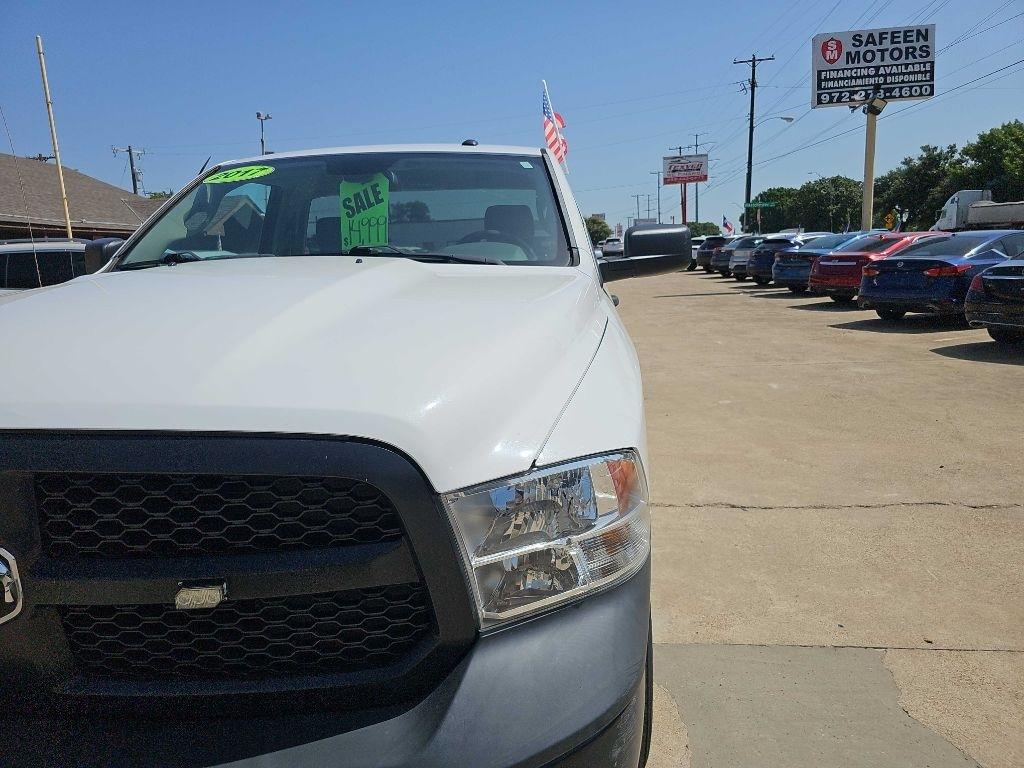 RAM 1500 Tradesman 4x4 Regular Cab 8' Box 2017
