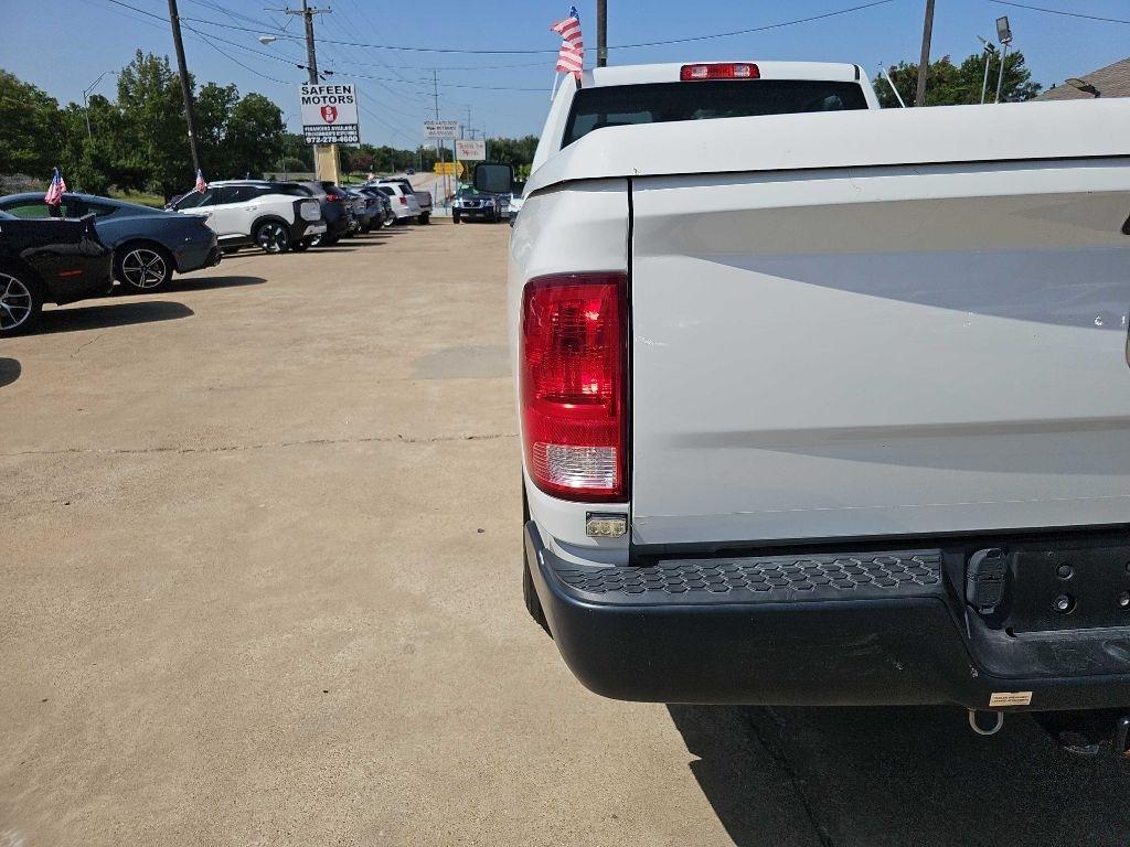 RAM 1500 Tradesman 4x4 Regular Cab 8' Box 2017