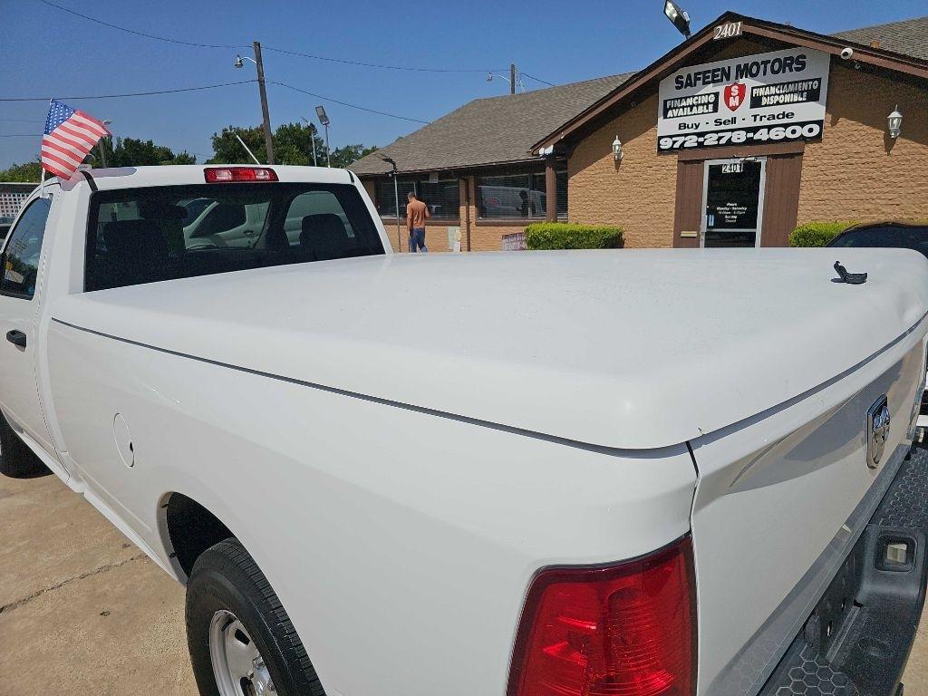 RAM 1500 Tradesman 4x4 Regular Cab 8' Box 2017