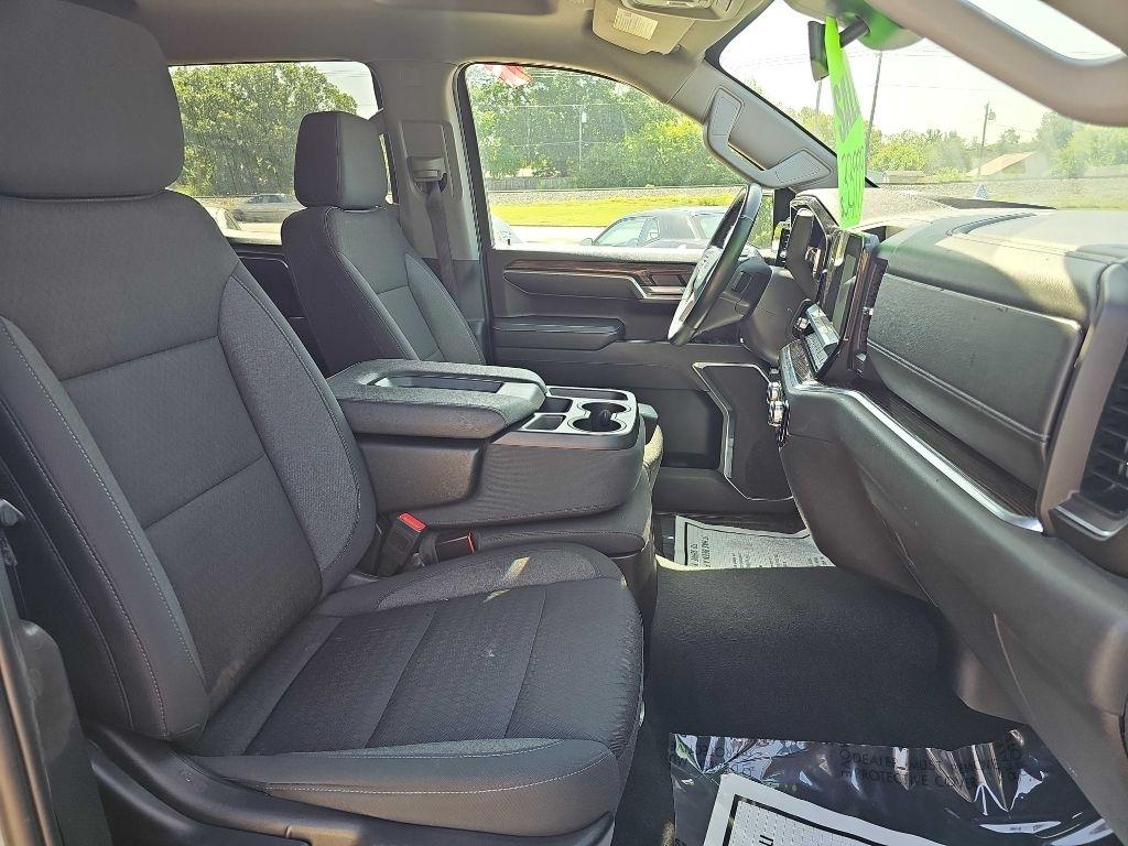 GMC Sierra 1500 4WD Crew Cab 147" Elevation w/3SB 2024