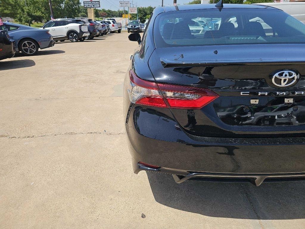 Toyota Camry SE Auto (Natl) 2024