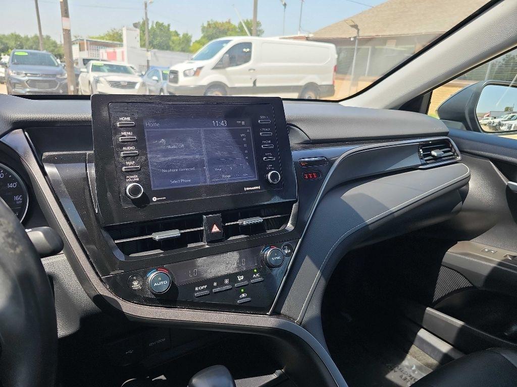 Toyota Camry SE Auto (Natl) 2024