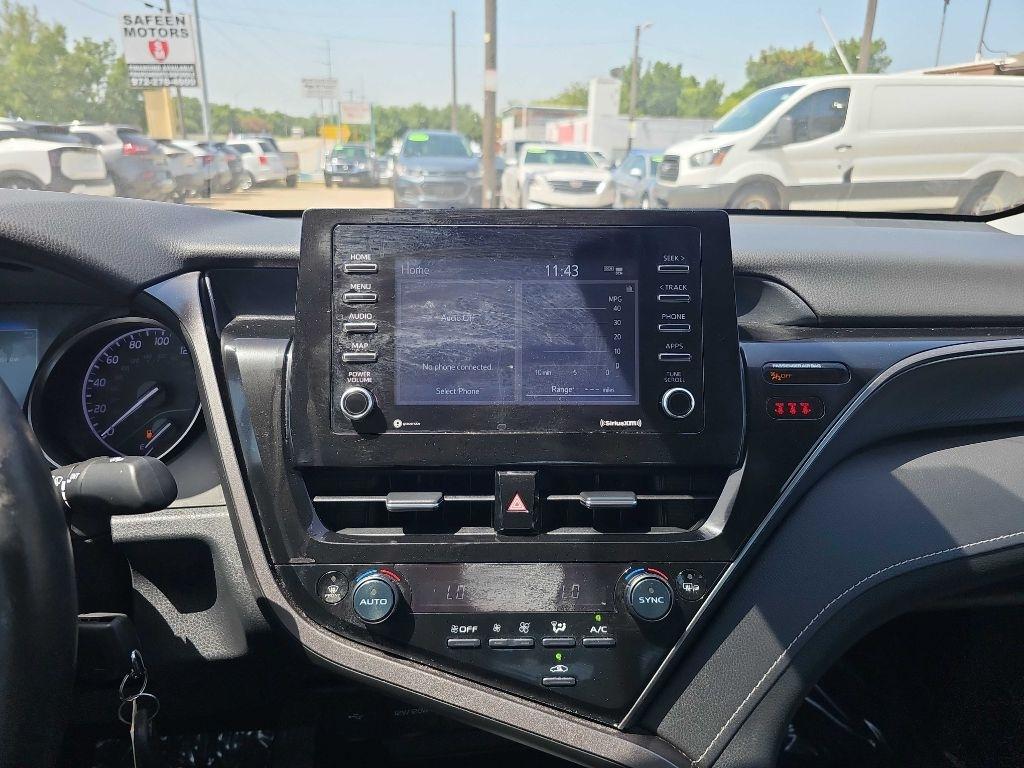 Toyota Camry SE Auto (Natl) 2024