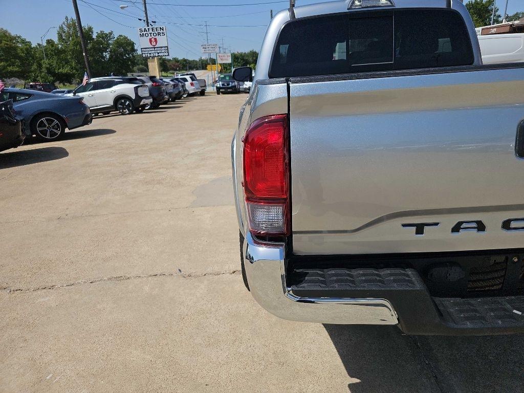 Toyota Tacoma 2WD TRD Off Road Double Cab 5' Bed V6 AT (Natl) 2022