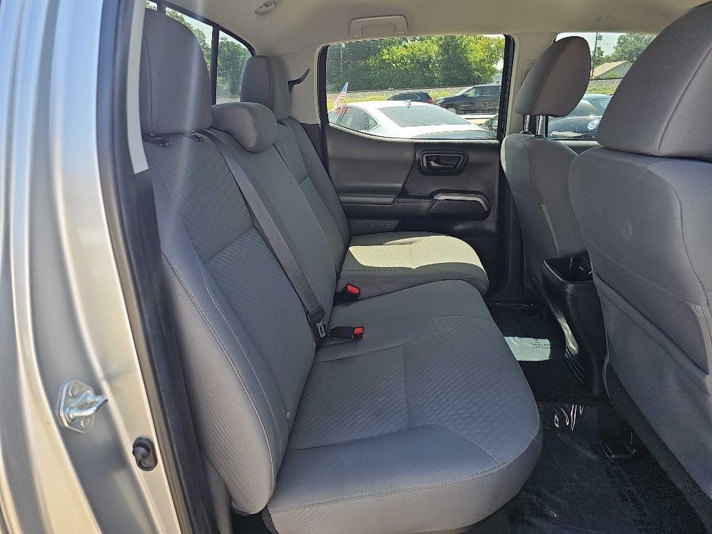 Toyota Tacoma 2WD TRD Off Road Double Cab 5' Bed V6 AT (Natl) 2022