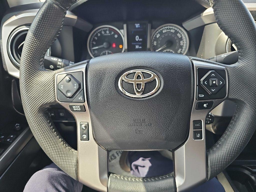 Toyota Tacoma 2WD TRD Off Road Double Cab 5' Bed V6 AT (Natl) 2022
