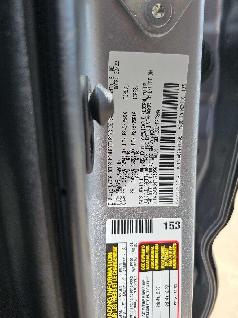 Toyota Tacoma 2WD TRD Off Road Double Cab 5' Bed V6 AT (Natl) 2022