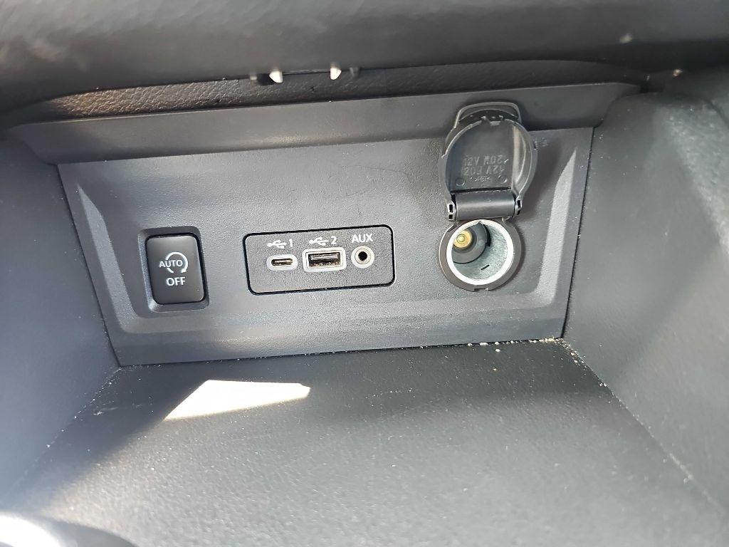 Nissan Sentra SV CVT 2024
