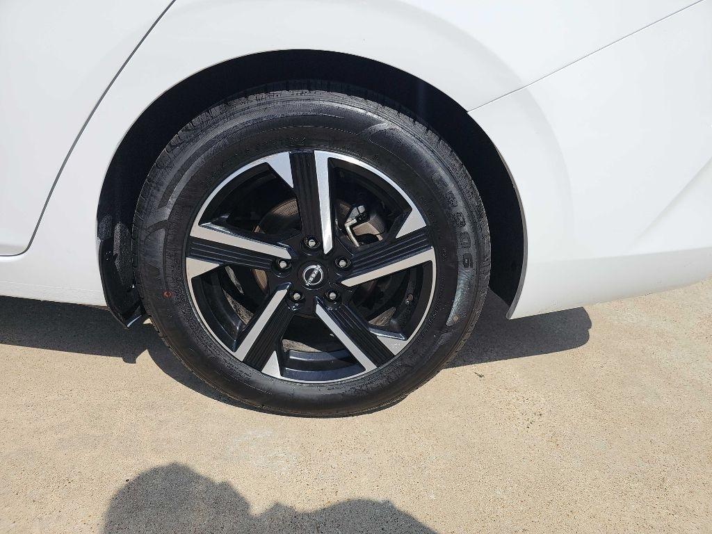Nissan Sentra SV CVT 2024