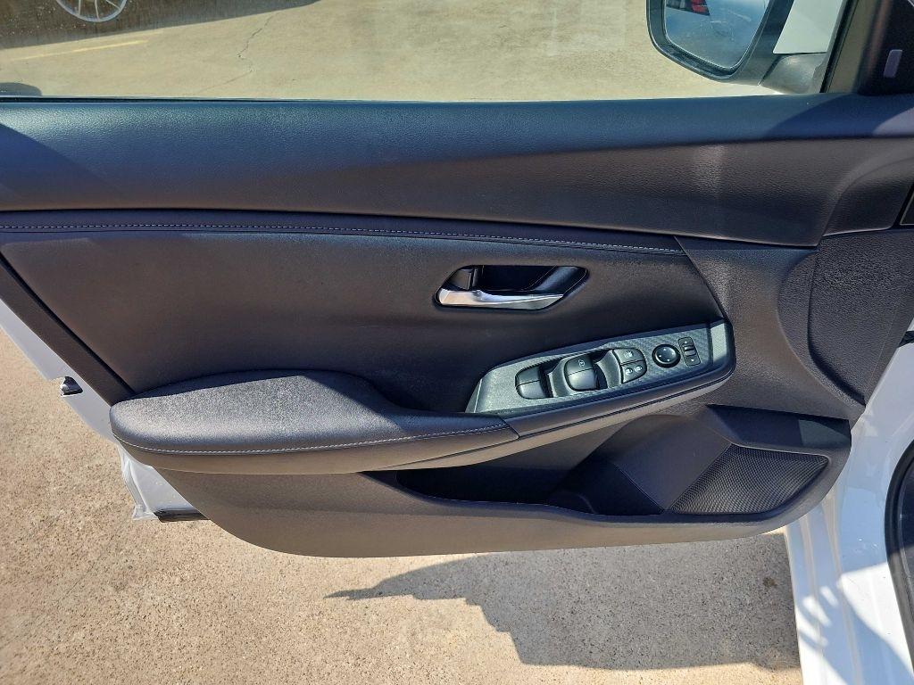 Nissan Sentra SV CVT 2024