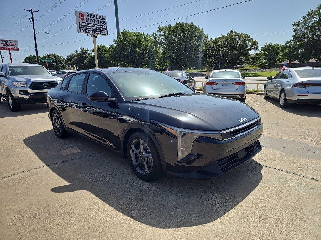 2025 Kia K4 LXS FWD