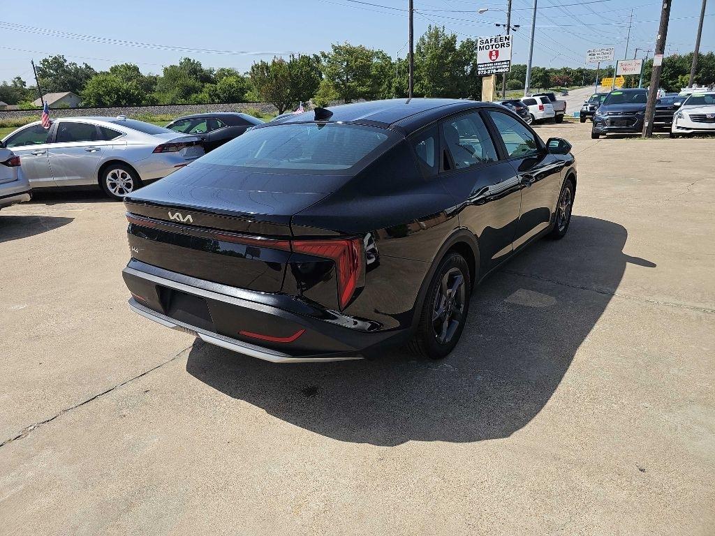 Kia K4 LXS FWD 2025
