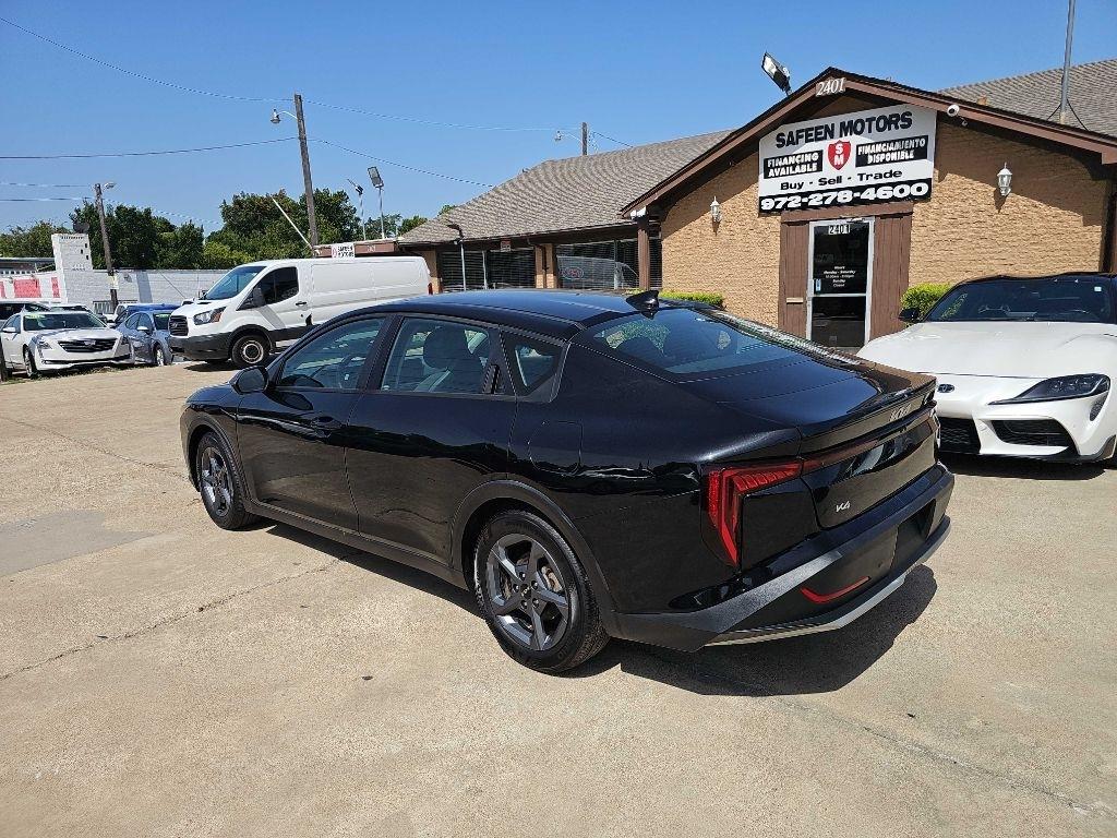 Kia K4 LXS FWD 2025