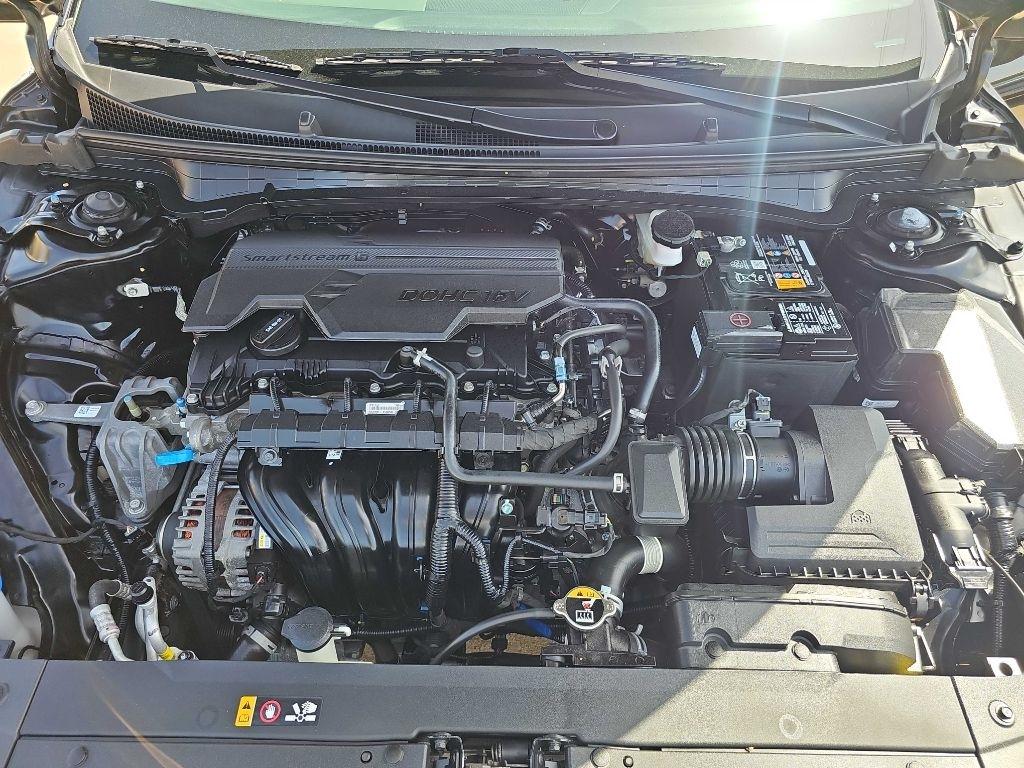 Kia K4 LXS FWD 2025