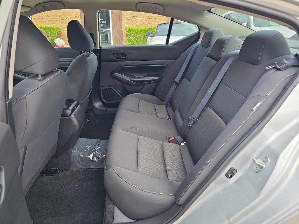 Nissan Altima 2.5 SV Sedan 2024