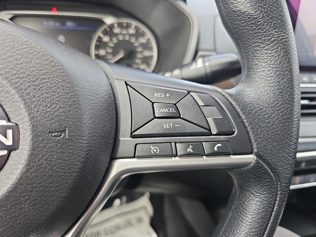 Nissan Altima 2.5 SV Sedan 2024