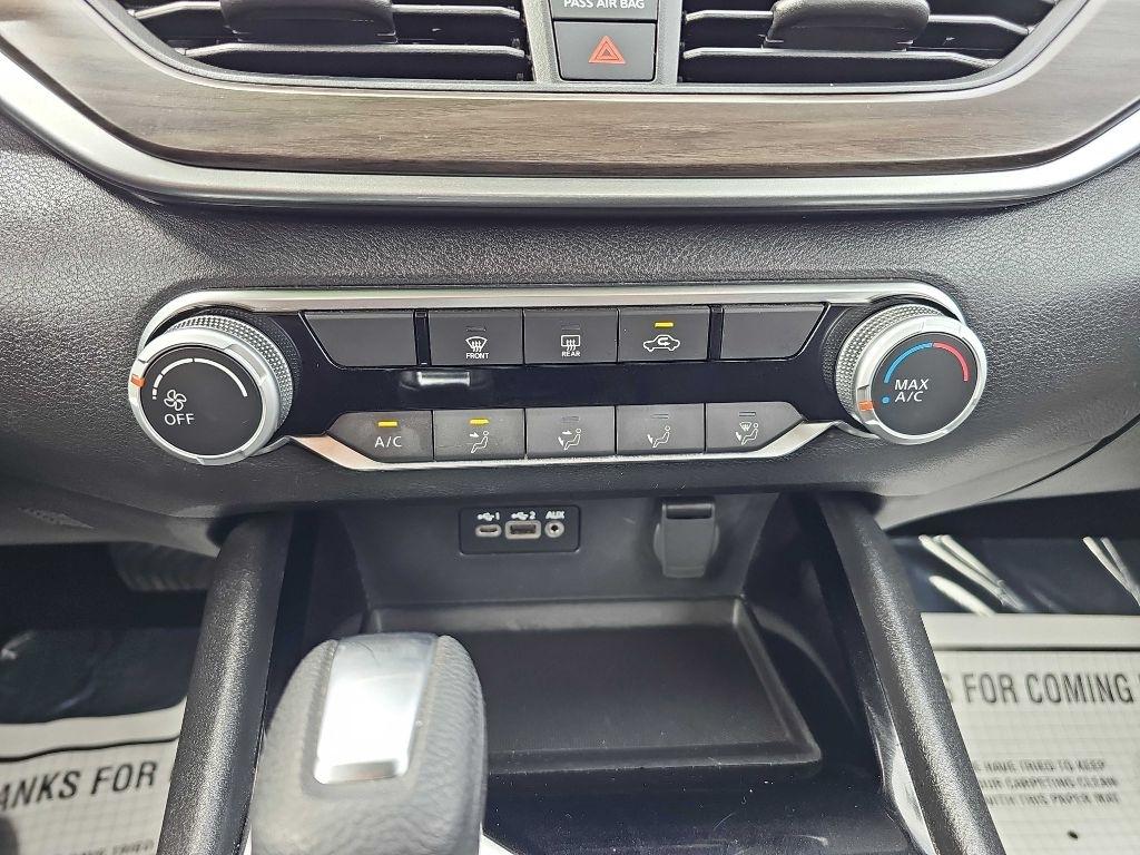 Nissan Altima 2.5 SV Sedan 2024