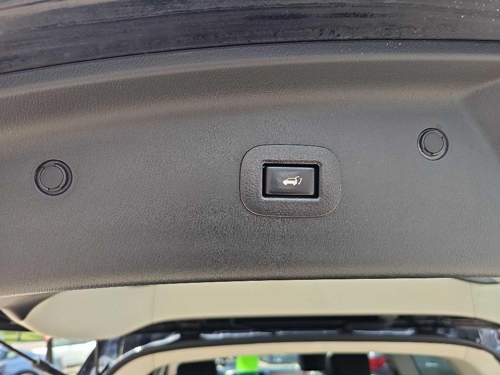 Nissan Armada 4x2 SL 2020