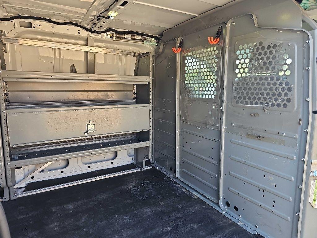 Ford Transit Van T-150 130" Low Rf 8600 GVWR Sliding RH Dr 2018