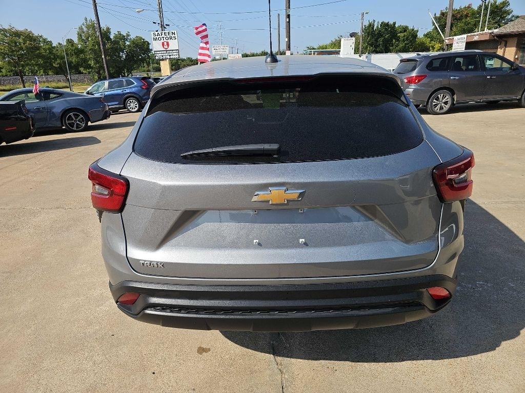 Chevrolet Trax FWD 4dr LS 2025